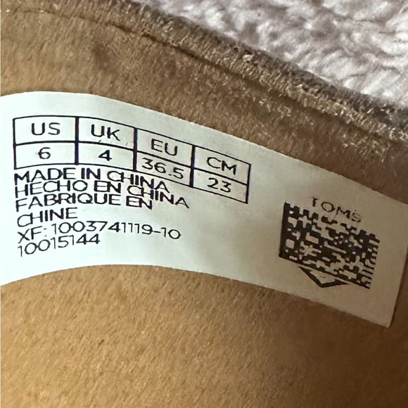 TOMS Julie Almond Toe Slip On Loafers in Taupe NWOT - Size 6 - Picture 8 of 9